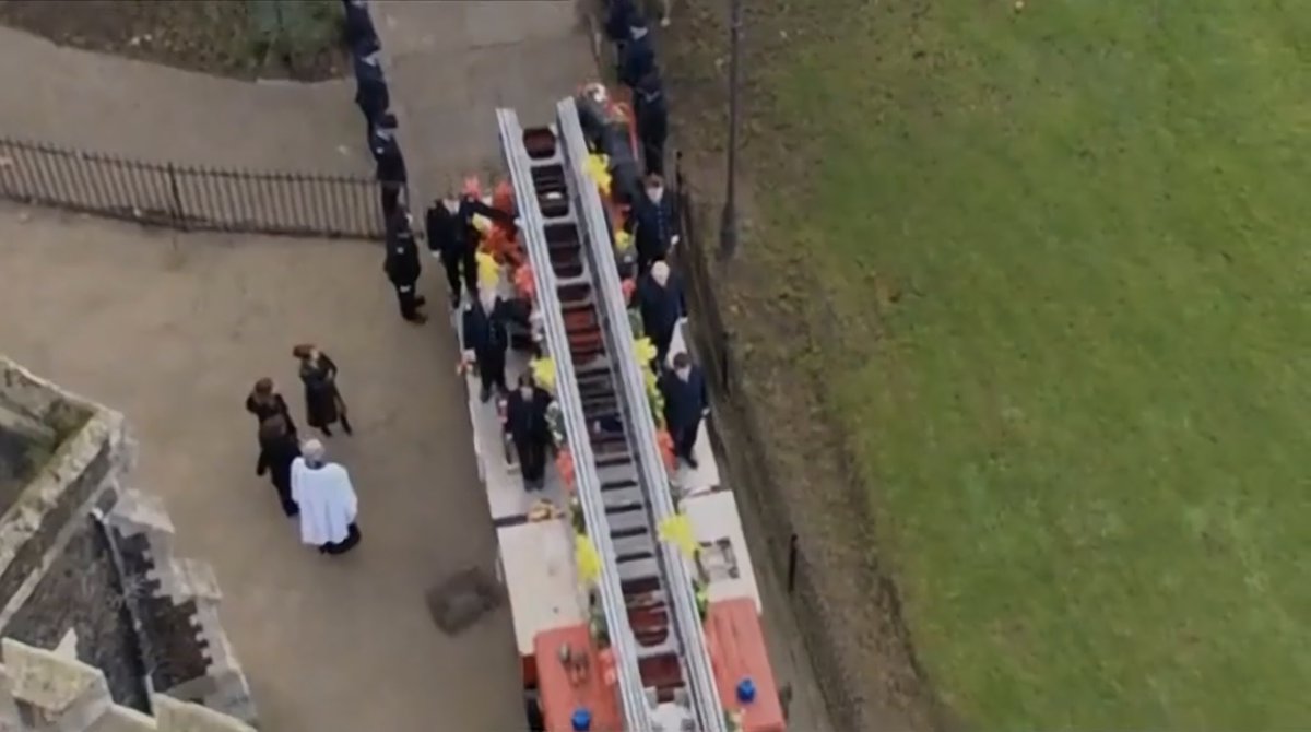 LBurningPodcast's tweet image. Podcast Announcement 📣 

We’re please to announce Sam Marks has agreed to be #interviewed talking about His time on London’s Burning.

Sam played the Vicar of Series 14 Episode 2 (who led the service for Recall)

Stay tuned for further information…
#MarkBurt #ColinTeague