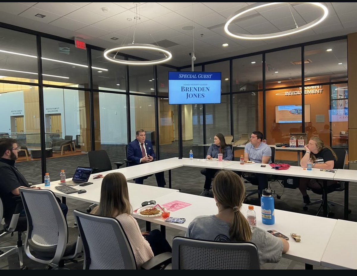 BrendenJonesNC's tweet photo. Had a great time with the Campbell College Republicans tonight! 

It’s always inspiring to connect with the next generation of conservative leaders—and even better when my daughter is the Vice Chair! #ncpol https://t.co/oSknMq4GWK