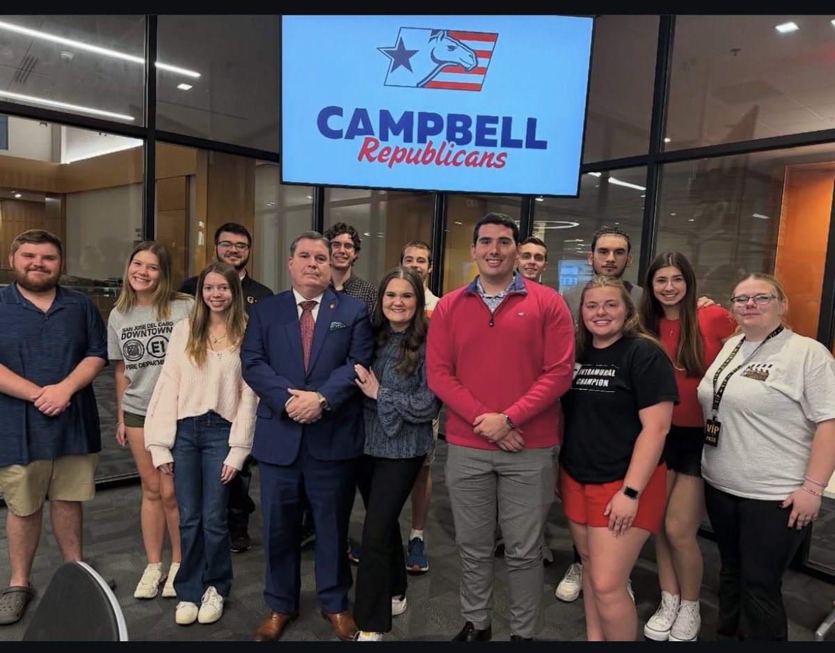 BrendenJonesNC's tweet photo. Had a great time with the Campbell College Republicans tonight! 

It’s always inspiring to connect with the next generation of conservative leaders—and even better when my daughter is the Vice Chair! #ncpol https://t.co/oSknMq4GWK
