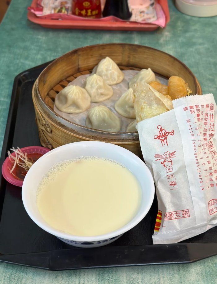 簡単なスープパック、豆乳、たまには味を変えるのもいいですね。
#おいしいです