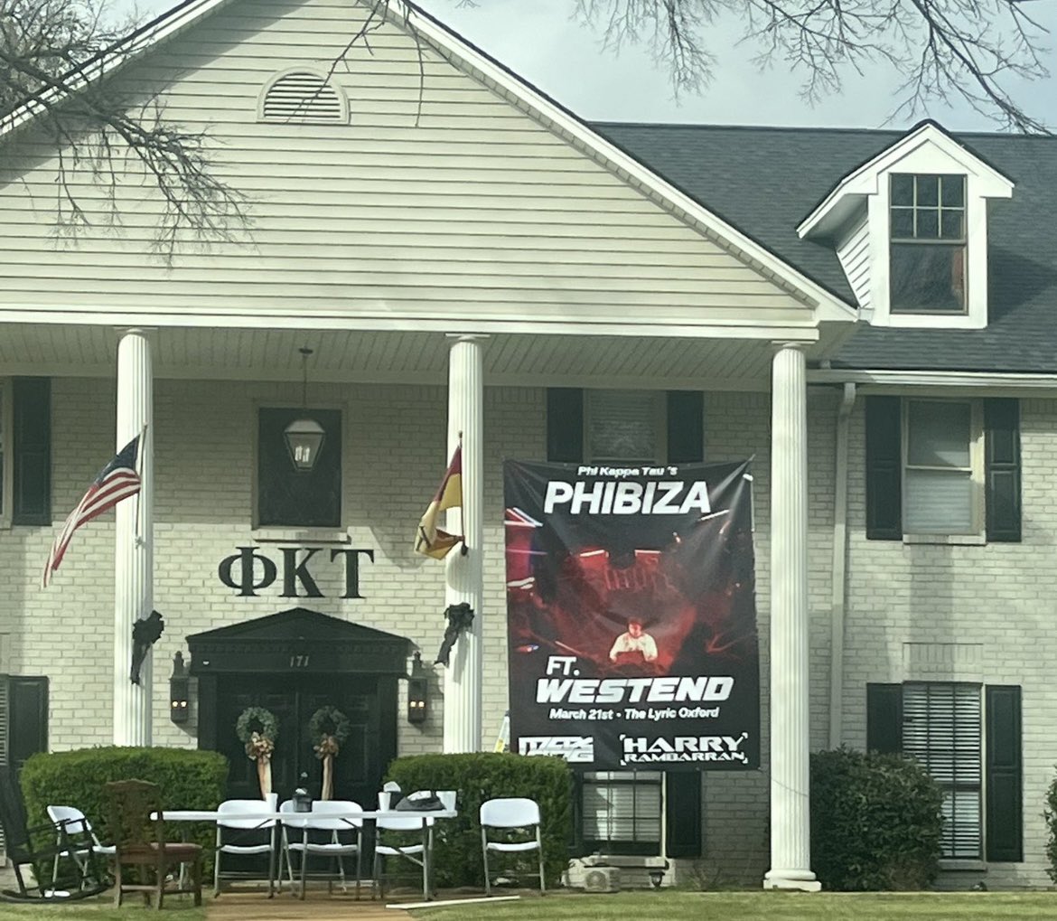 DarylHouseChef's tweet photo. How can you have a party at the lyric when you have the biggest backyard in the #SEC. Embarrassment of a fraternity for ole miss. #kickthemoff https://t.co/fNXwEhWSNd
