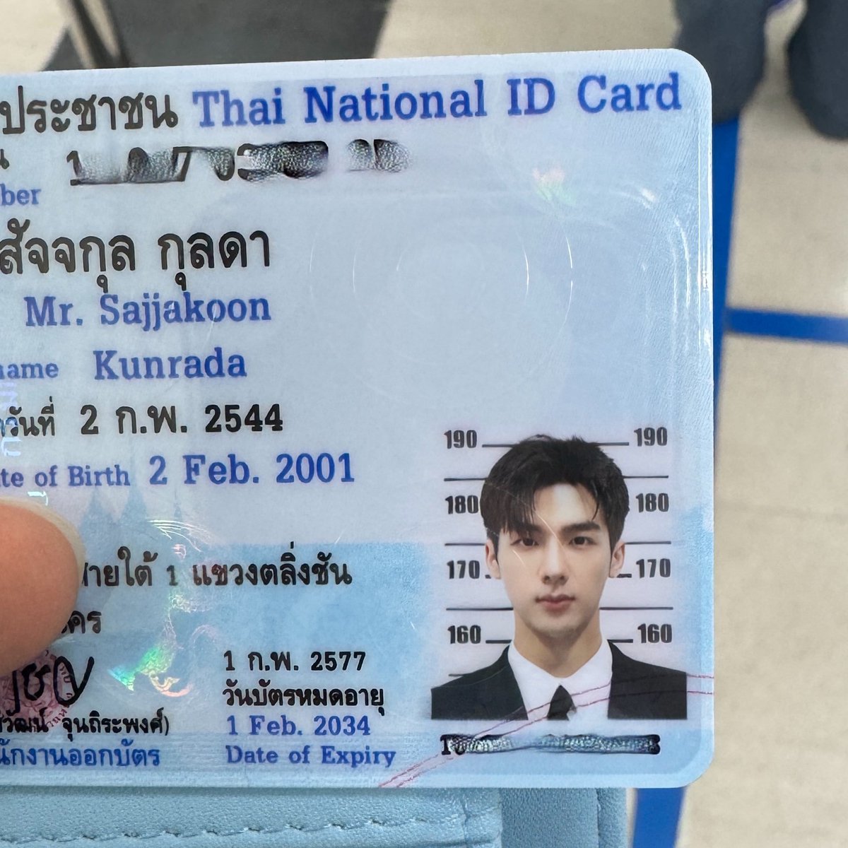 Guskunradaa's tweet photo. New chapter has began ✨ 
ทำบัตรให้ตรงกับหน้าจริง วันๆ หัวหมุ่นมาก! 
ไป สนง. > ไปเชต >กลับมา สนง. ใน 1 บม. เก่งอ่า https://t.co/VDWrTl9PRL