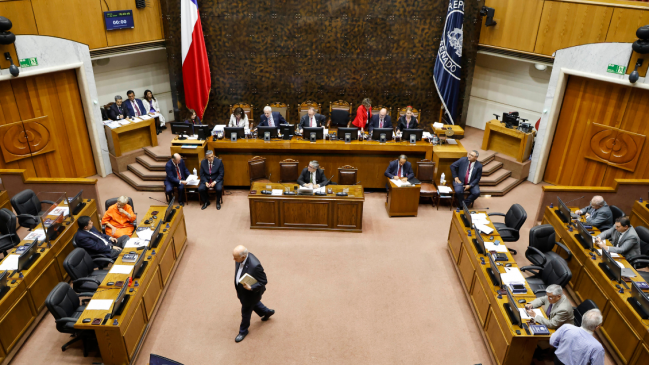 CiudadLiberal's tweet photo. Senado rechazó que Fiscalía levante secreto bancario sin autorización judicial

La propuesta, contenida en el proyecto de ley que crea el Subsistema de Inteligencia Económica, para perseguir al crimen organizado

👉 https://t.co/KY0tdhq37A https://t.co/AG56YfnAEj