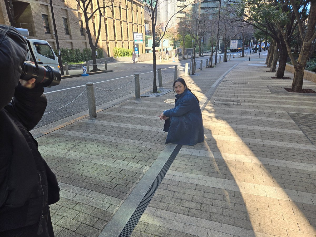 TVguidePERSON's tweet photo. 【「#TVガイドVOICESTARS Dandyism vol.10」好評発売中】コンセプトミニアルバム「#Reflection」をリリースした #福山潤 さん(@black_fukuyama)が10Pで登場。撮影中のメイキングを公開！インタビューは断髪式の前でしたが、長髪への思いがほとばしる福山さんでした。ご購入はhttps://t.co/xEgwjIg2pt https://t.co/6Z6oCFEKO9