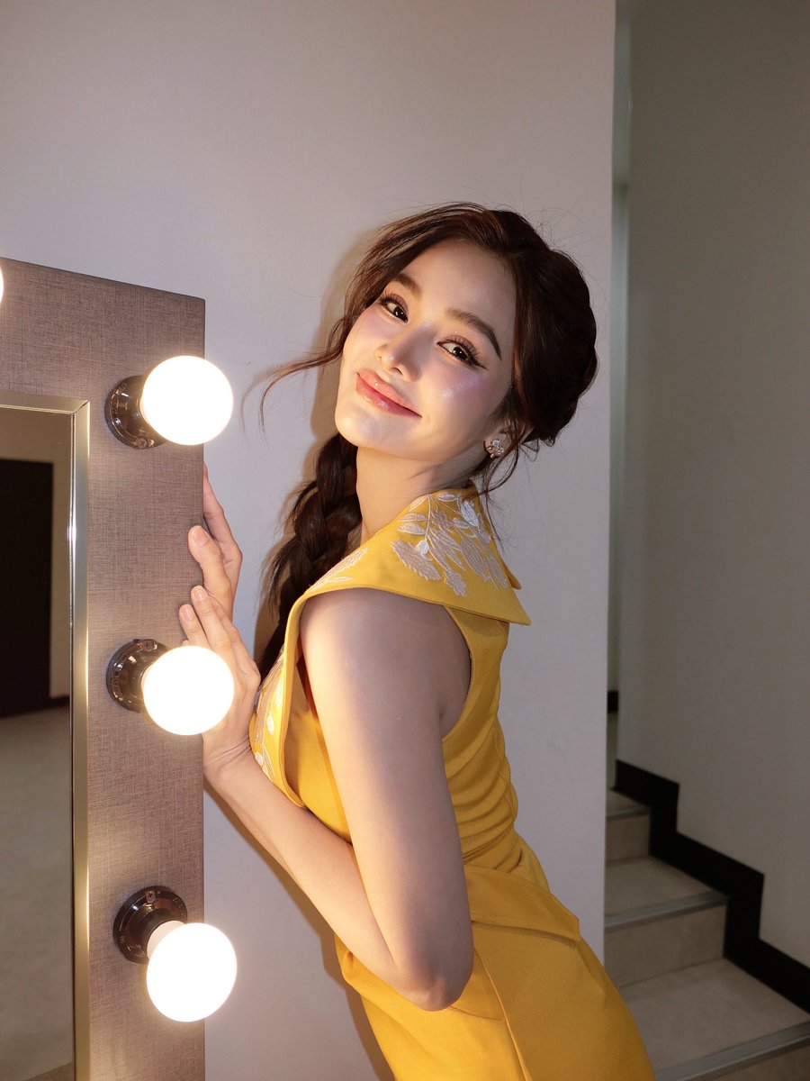 EWaraha's tweet photo. อย่างสีเหลือง 💛 https://t.co/nfSNVS5RU9