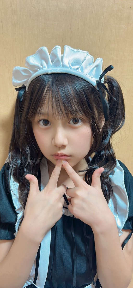 hanapanman722's tweet image. フォロワー1万人突破🌟
メイドぱんまんのおかげかな⁉️
めちゃうれすぃ🧡❤️ありがとっ💋✨
次は目指せ2万人❣️みんな応援してね📣
#はなぱんまん　#js4 #天神娘