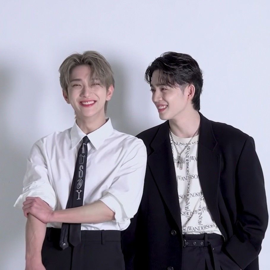 staycaratales's tweet image. yup i am so obsessed