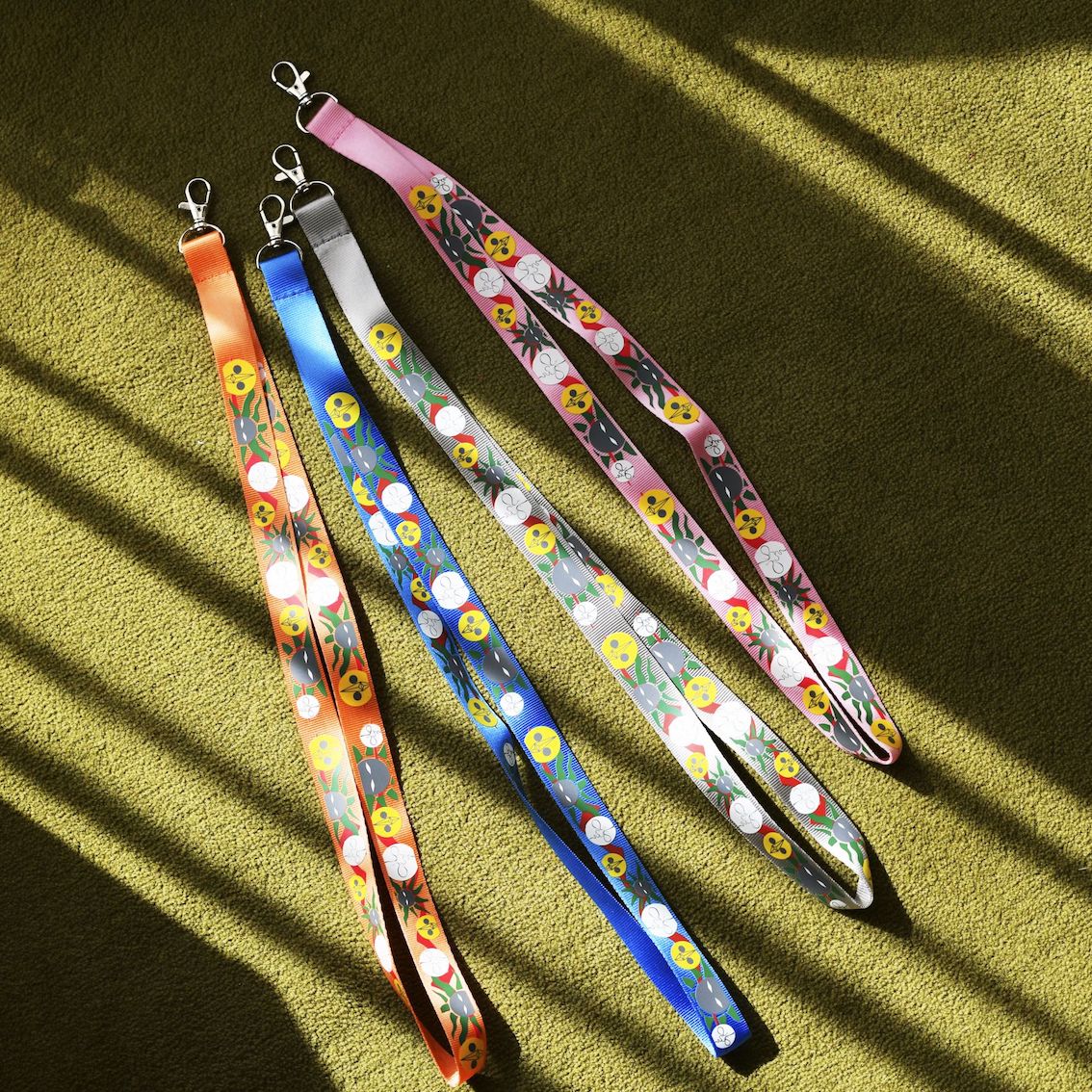 新年度のお供に🌸 「ネックストラップ」 ＼ ストラップは軽くて丈夫な