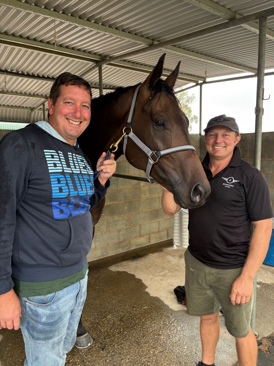 Sea Strike notched up his second win for the prep at Albury today in testing conditions ☔️ The lightly raced import is building a nice record &amp; his staying future looks bright. Shoutout to part-owner Adam (📸) who made the trip down from Sydney for Sea Strike’s 2 wins this prep!