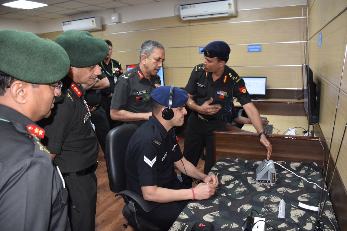 adgpi's tweet image. Lieutenant General N.S. Raja Subramani, #VCOAS, along with other senior officers of #IndianArmy visited the Signals Technology Evaluation and Analysis Group, #STEAG to witness and evaluate state-of-the-art indigenous solutions in portable Software Defined Radios, #SDR.

The event