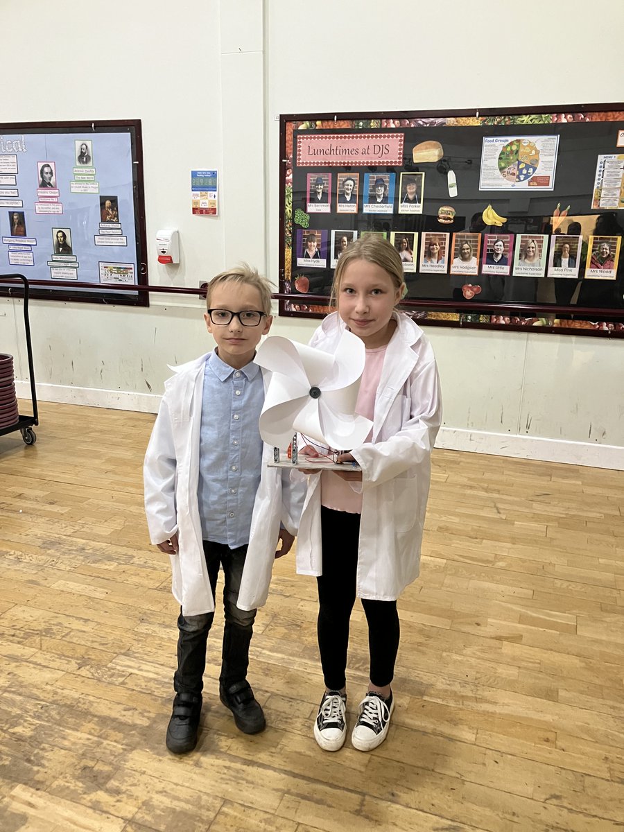 Dogger Bank Wind Farm (@doggerbankwind) on Twitter photo A Dogger Bank size shout out to a dynamic sibling engineering duo, who were inspired to build their own <a href="/GEVernova/">GE Vernova</a> Haliade-X wind turbine after learning about our project at Driffield Junior School on <a href="/ScienceWeekUK/">British Science Week</a> #BSW25 #Stem #GreenEnergy
@sserenewables <a href="/Equinor_UK/">Equinor UK</a> #Vårgrønn A Dogger Bank size shout out to a dynamic sibling engineering duo, who were inspired to build their own <a href="/GEVernova/">GE Vernova</a> Haliade-X wind turbine after learning about our project at Driffield Junior School on <a href="/ScienceWeekUK/">British Science Week</a> #BSW25 #Stem #GreenEnergy
@sserenewables <a href="/Equinor_UK/">Equinor UK</a> #Vårgrønn