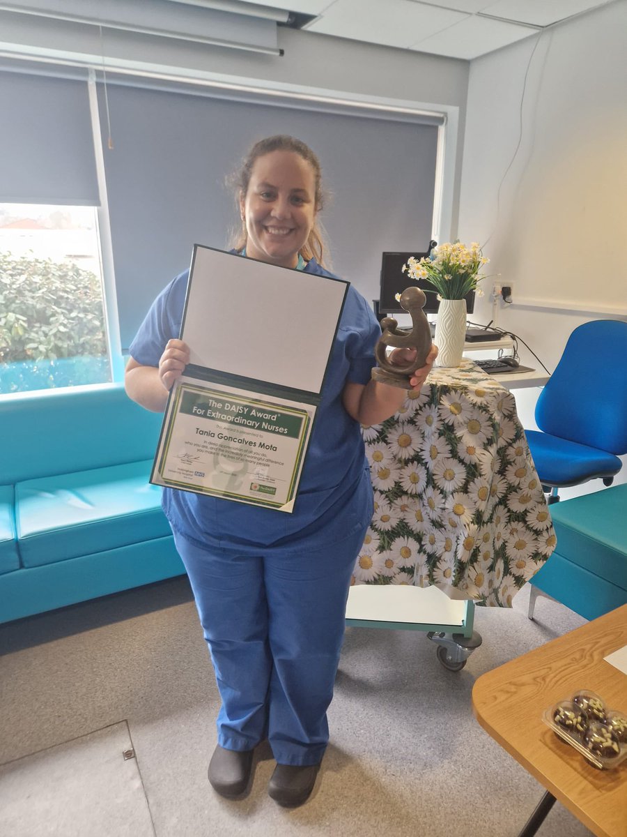 NUH Critical Careπ³οΈβπ (@nuhcriticalcare) on Twitter photo The Daisy awards just keep coming over on our CCD unit πΌβ¦congratulations to Tania who received her award yesterday from the assistant chief nurse.
Well done Tania, weβre super proud of you ππΌ
<a href="/robfub/">Rob Furby RN (He/Him) π</a> <a href="/jobarrow79/">Jo Thompson</a> <a href="/suechisholm01/">Sue Chisholm π</a> The Daisy awards just keep coming over on our CCD unit πΌβ¦congratulations to Tania who received her award yesterday from the assistant chief nurse.
Well done Tania, weβre super proud of you ππΌ
<a href="/robfub/">Rob Furby RN (He/Him) π</a> <a href="/jobarrow79/">Jo Thompson</a> <a href="/suechisholm01/">Sue Chisholm π</a>