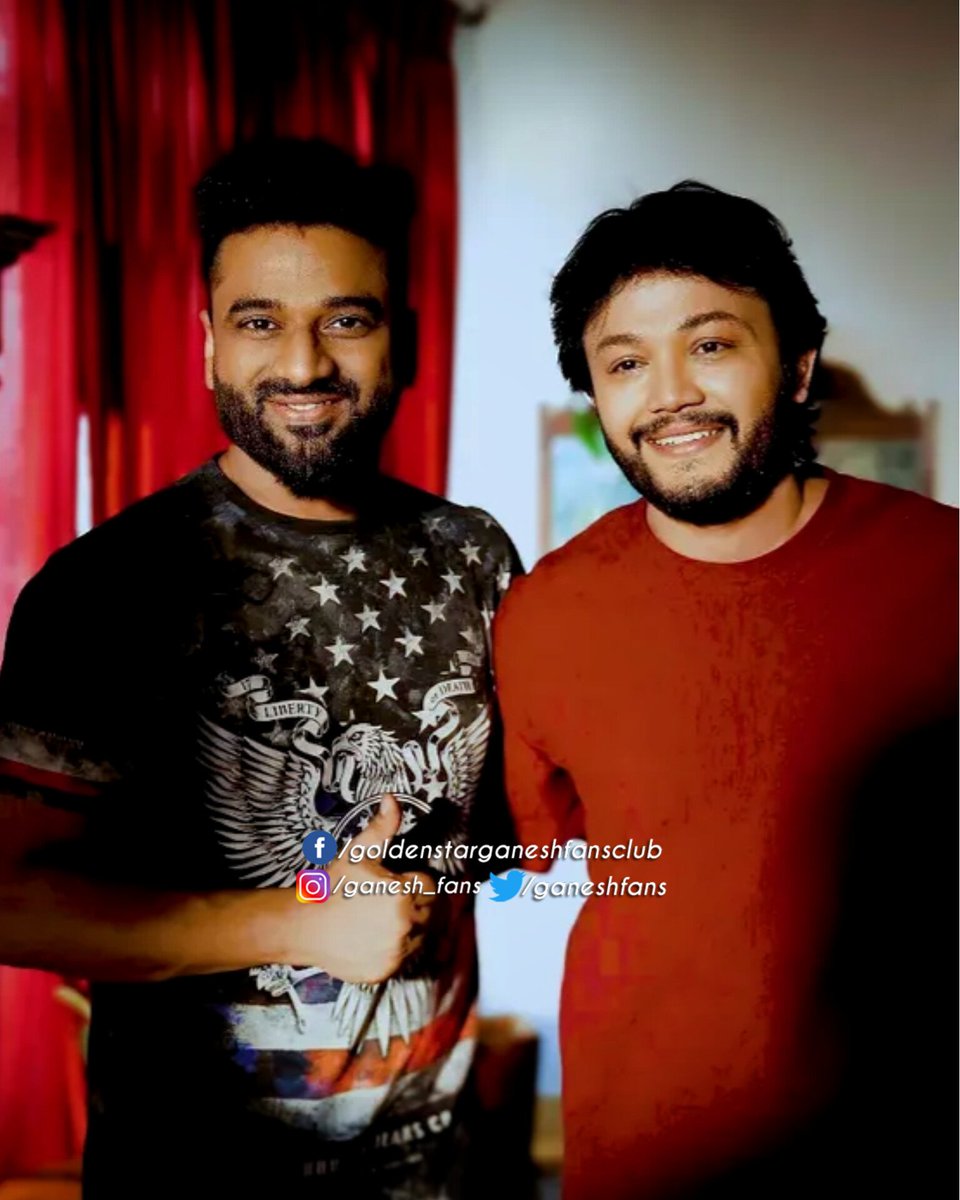 From the sets of #Pinaka 😍

<a href="/Official_Ganesh/">Ganesh</a> <a href="/ThisIsDSP/">DEVI SRI PRASAD</a>

#GoldenStarGanesh #devisriprasad #GoldenStar #Ganesh #Pinaka #YoursSincerelyRaam #GaneshFans