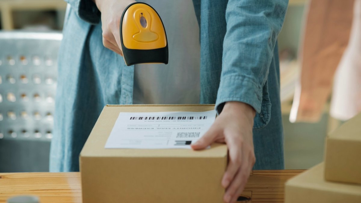 QodeNext (@qodenext) on Twitter photo Fake goods evolve, so does tech! Our latest newsletter dives into AI, blockchain & more in the fight against counterfeits.
Read now: linkedin.com/pulse/tech-rev…
#AntiCounterfeiting #TechForGood #QodeNext
<a href="/antgrasso/">Antonio Grasso</a>
<a href="/ScottWLuton/">Scott W. Luton</a>
<a href="/mvollmer1/">Dr. Marcell Vollmer 🇺🇦 #StaySafe #CES2025</a>
<a href="/Nicochan33/">Nicolas Babin</a> Fake goods evolve, so does tech! Our latest newsletter dives into AI, blockchain & more in the fight against counterfeits.
Read now: linkedin.com/pulse/tech-rev…
#AntiCounterfeiting #TechForGood #QodeNext
<a href="/antgrasso/">Antonio Grasso</a>
<a href="/ScottWLuton/">Scott W. Luton</a>
<a href="/mvollmer1/">Dr. Marcell Vollmer 🇺🇦 #StaySafe #CES2025</a>
<a href="/Nicochan33/">Nicolas Babin</a>