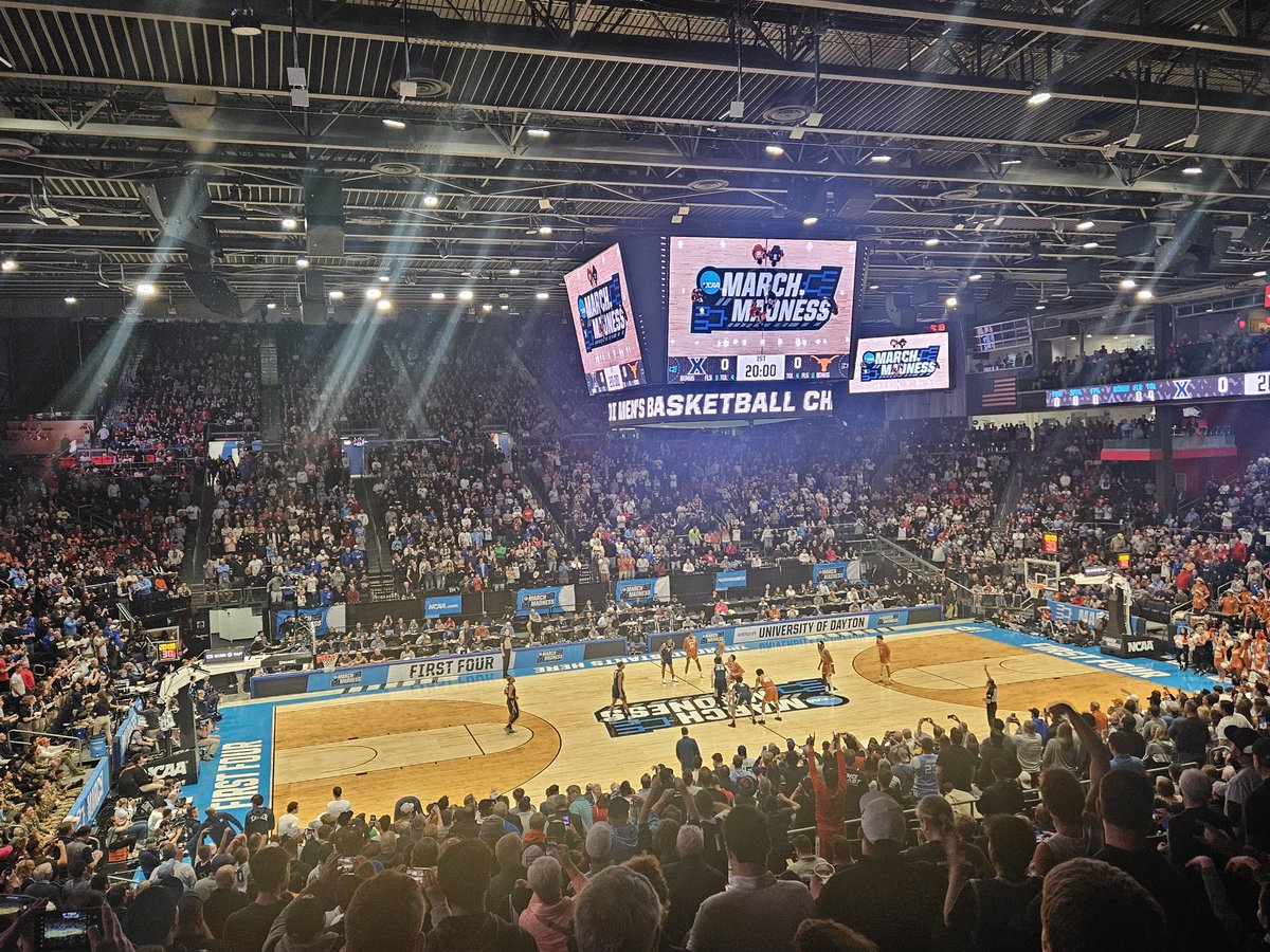 Btweet48's tweet photo. March Madness 2025 https://t.co/wxEjbDHOaG
