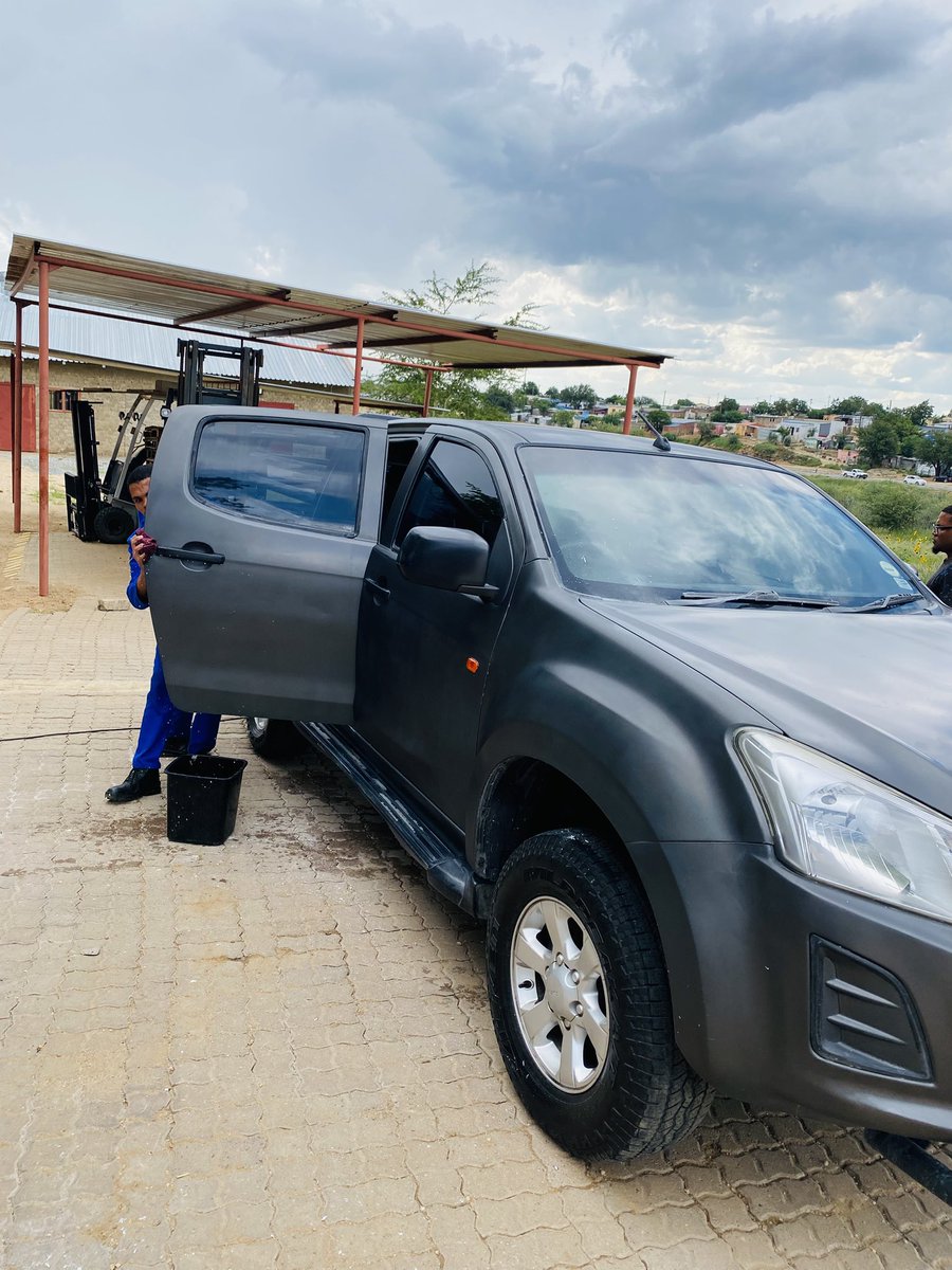 kayectrust's tweet image. 🚗 Automotive Team in Action! 🚗
We didn’t get a chance to chat with the automotive team, but we caught a glimpse of their exciting new project—painting a car! 🎨🔧
Can’t wait to see the final result! Stay tuned!
#AutomotiveTraining #HandsOnLearning #SkillsForLife #KAYECJourney