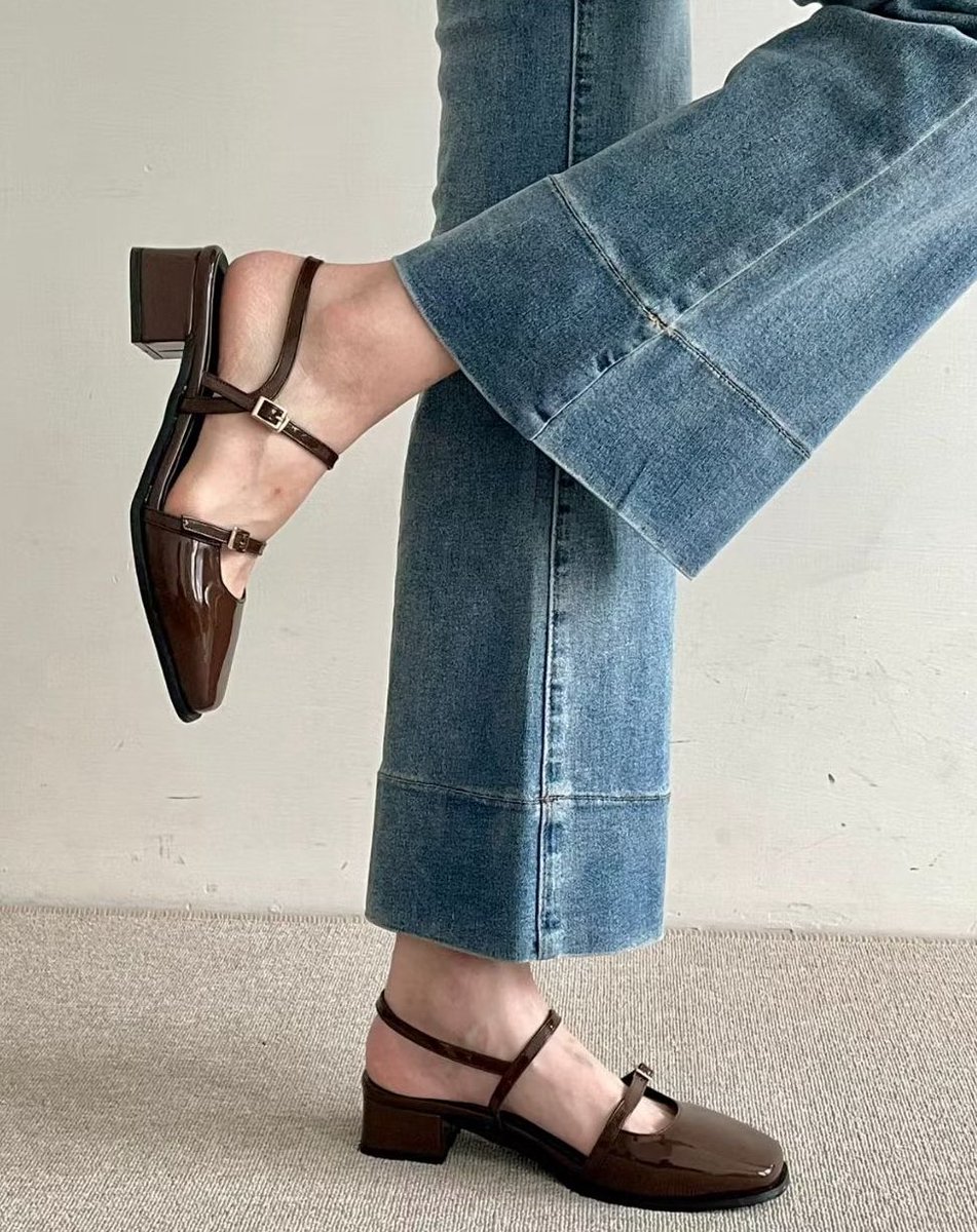 ruparipi_'s tweet photo. ⋆. 𐙚 ̊  pretty heels 

a thread ─ https://t.co/pkKNt7xlkq