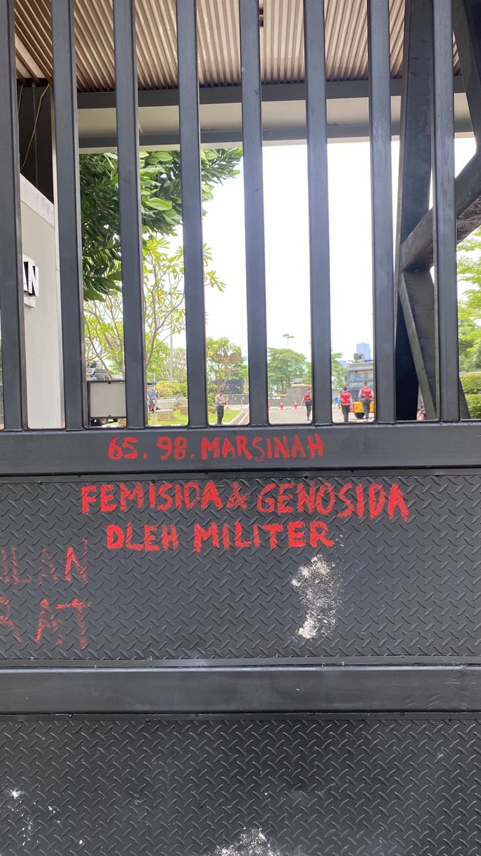 toketriot's tweet image. Pembunuh!