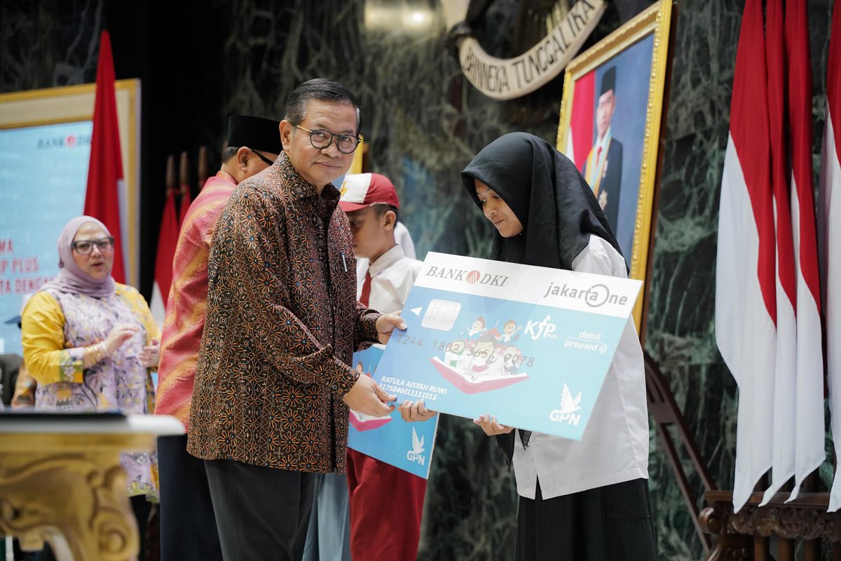 Pramono Anung (IG : @pramonoanungw) tweet media