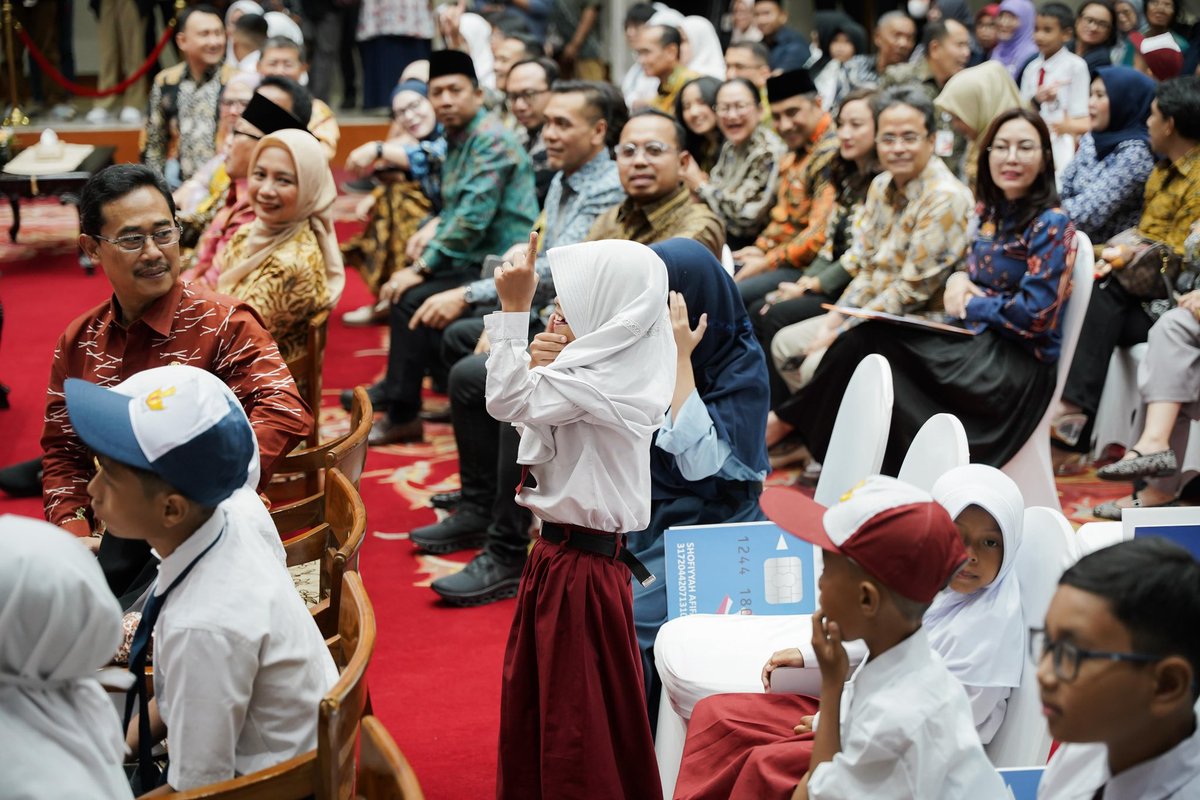 Pramono Anung (IG : @pramonoanungw) tweet media