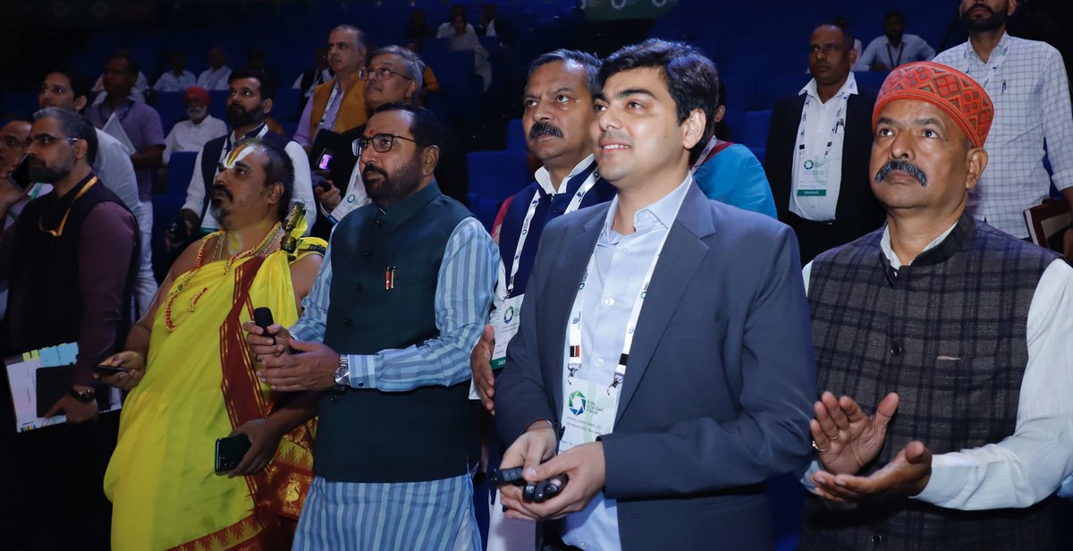IChamberOrg's tweet photo. Major Announcement! at REF 2025

Hon'ble Sh. @mpprataprao , Union Minister of AYUSH (Independent Charge) & Union MoS for Health & Family Welfare, launches Project ONE FUTURE—the world's most significant green initiative to transform the rural sector.

Key Focus Areas:
✅ Smart & Sustainable Gaushala models (SSGs) for destitute cow rehabilitation & organic clusters 
✅ Global supply chains for nutritional security 
✅ Circular economy—waste to wealth for sustainability 
✅ Empowering rural entrepreneurship & innovation, making Bharat a global hub! 
✅ Doubling farmer income & building global pathways for the local economy

A game-changer for rural transformation & sustainable growth!  #ONEFUTURE #RuralInnovation #RuralEconomicForum #RuralTransformation #LocalForGlobal #VocalForLocal #SmartandSustainableGaushals