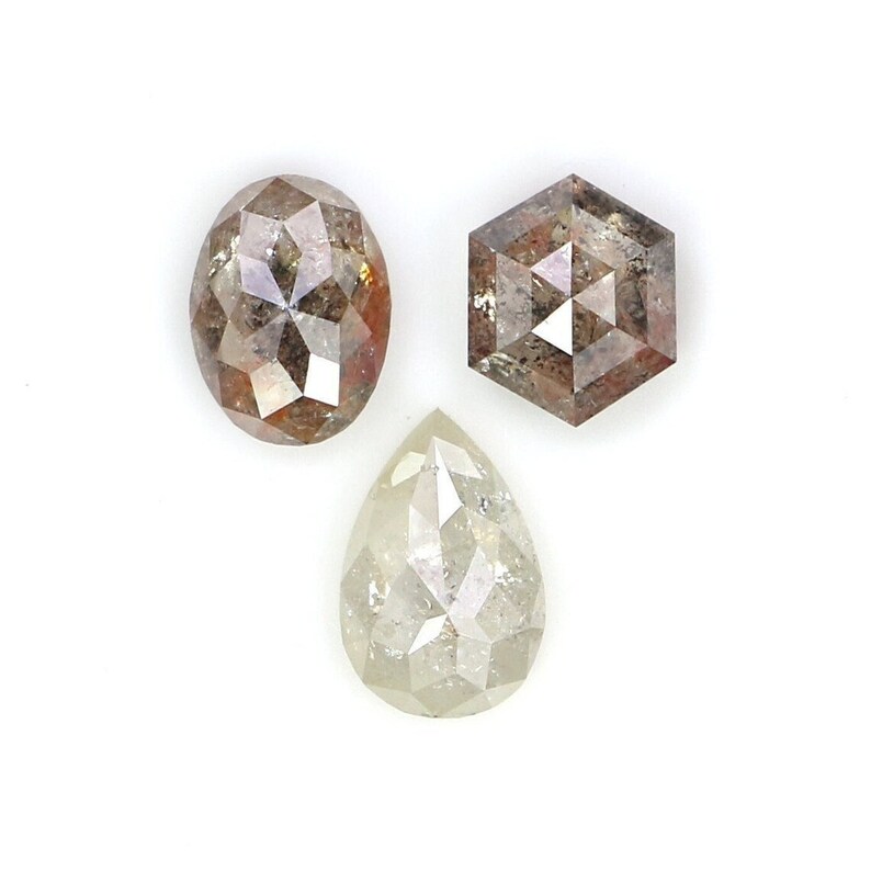 NarshihaJewels's tweet image. 1.27  CT Natural Loose Mix Shape Diamond Brown Grey Color Mix Shape Diamond  6.25 MM Natural Loose Diamond Mix Shape Rose Cut Diamond NQ2204

ETSY : etsy.com/listing/142762…

#MixShapeDiamond #BrownGreyDiamond #LooseDiamond #NaturalDiamond #RoseCutDiamond #FancyColorDiamond