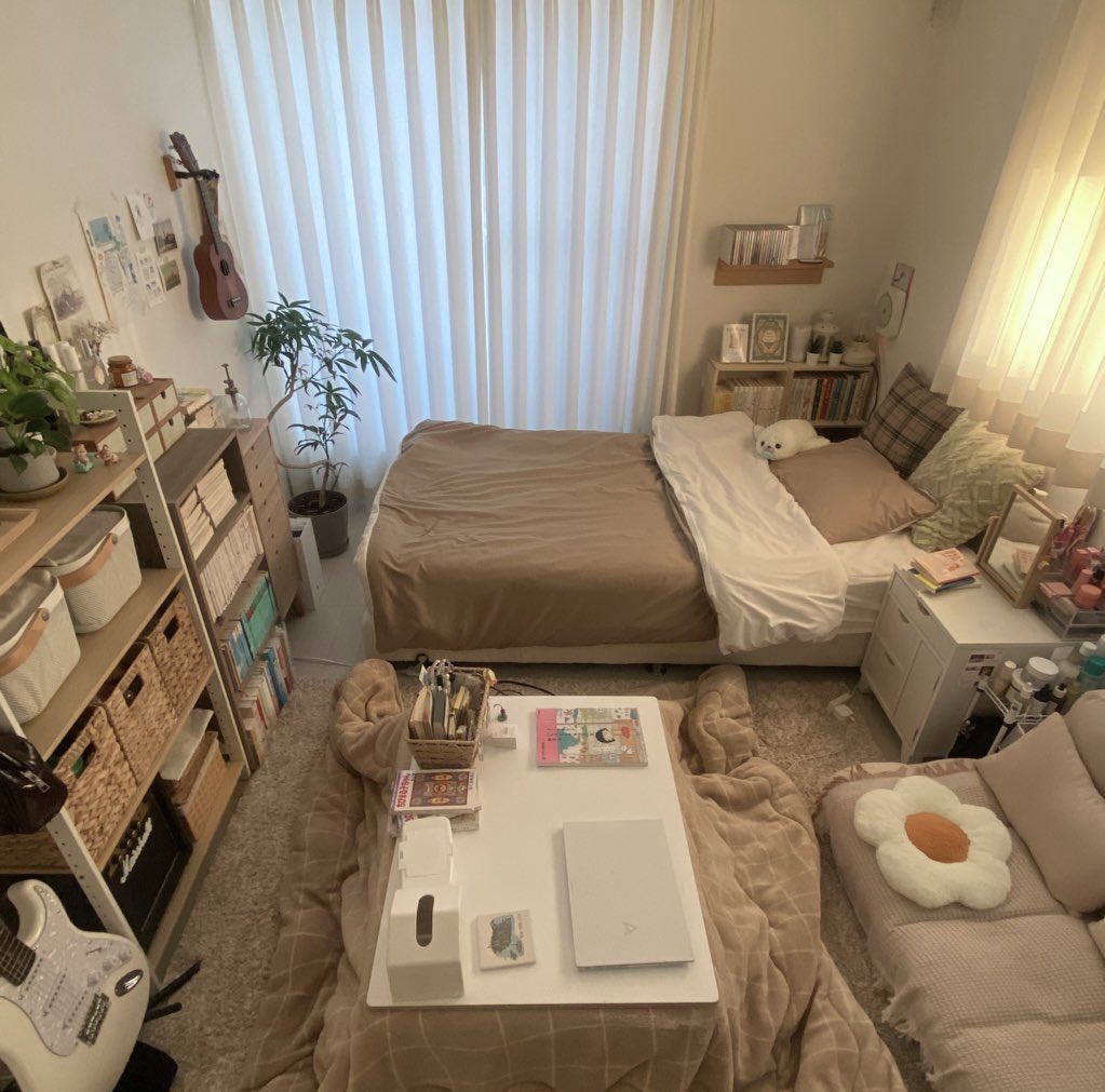 non____07's tweet photo. ←1年前               今→
同じ部屋です🏠 https://t.co/hpF3r1Av1I