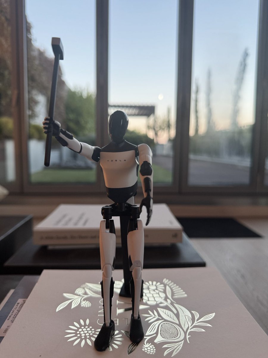 Michel de Guilhermier tweet media