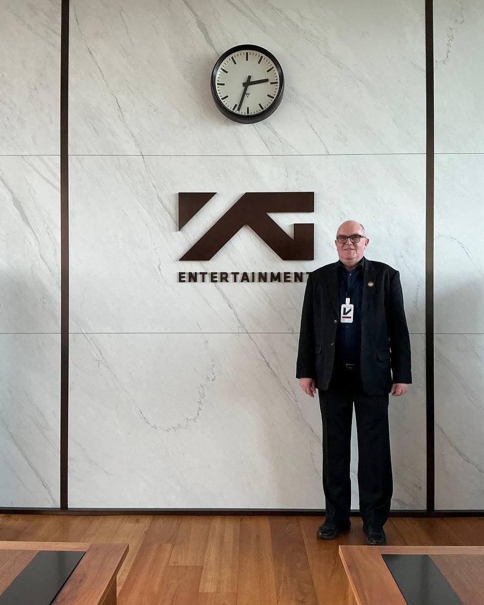 라샤 🐶 tweet media