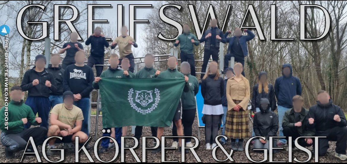 IIIWegNordOst's tweet photo. AG #Körper & #Geist in #Greifswald
Wir sind es leid von #Attacken auf deutsche #Opfer zu lesen! Wir sind auch die vermeintlichen #Aufschreie danach leid! Ein #Mann, der sich nicht selbst #verteidigen kann, ist kein Mann!
#derdritteweg #Vorpommern #derIIIweg #Jugend #Kampf https://t.co/aXC2BIsAth