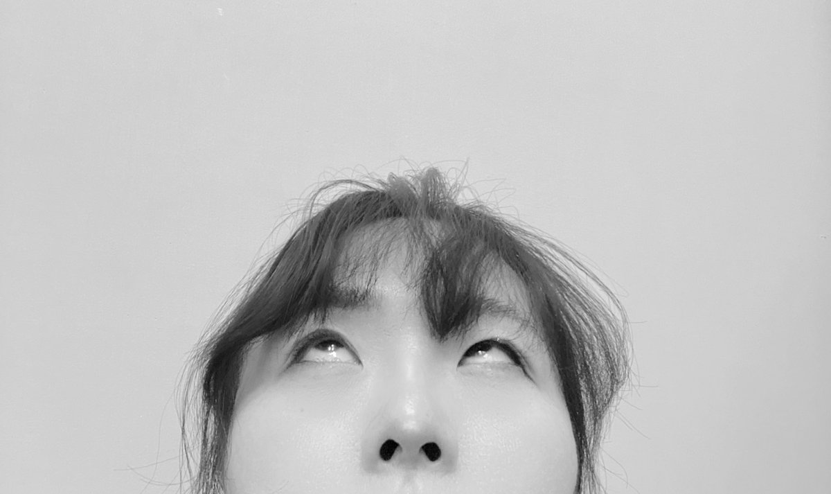 做對的事無關脾氣好不好
拜託大家一天到晚就在來問射出
就沒這服務是要講幾次
講到後面還要被人說脾氣不好
靠杯啊！遇到神經病在好的修養都是白費
還好我的客人都很天使😇
#有感而發
#有病請去看醫生
#喜歡對號入座也去看醫生 https://t.co/p8oJ8vaLLe
