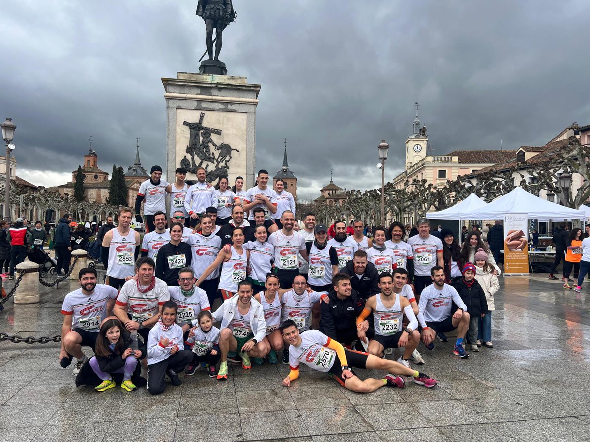 ¡Un año más recorriendo las calles de Alcalá! 🏃‍♂️🏃‍♀️💨 No podemos faltar a ninguna cita de carrera a pie en nuestra ciudad. Algunos solo verán el éxito con los primeros puestos🥇, pero lo más destacado es que, una vez más, <a href="/cervantesatl/">Club de Atletismo Cervantes</a> fue el club con mayor participación. 🟢⚪🟠