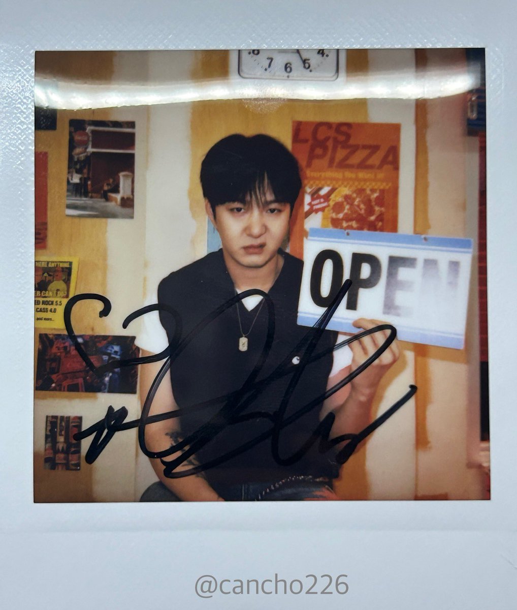 cancho226's tweet photo. #이창섭
팬키트 싸폴이에요🥹🥹🥹🥹
액자사러 가야겠다… https://t.co/uaqQhOGmCM