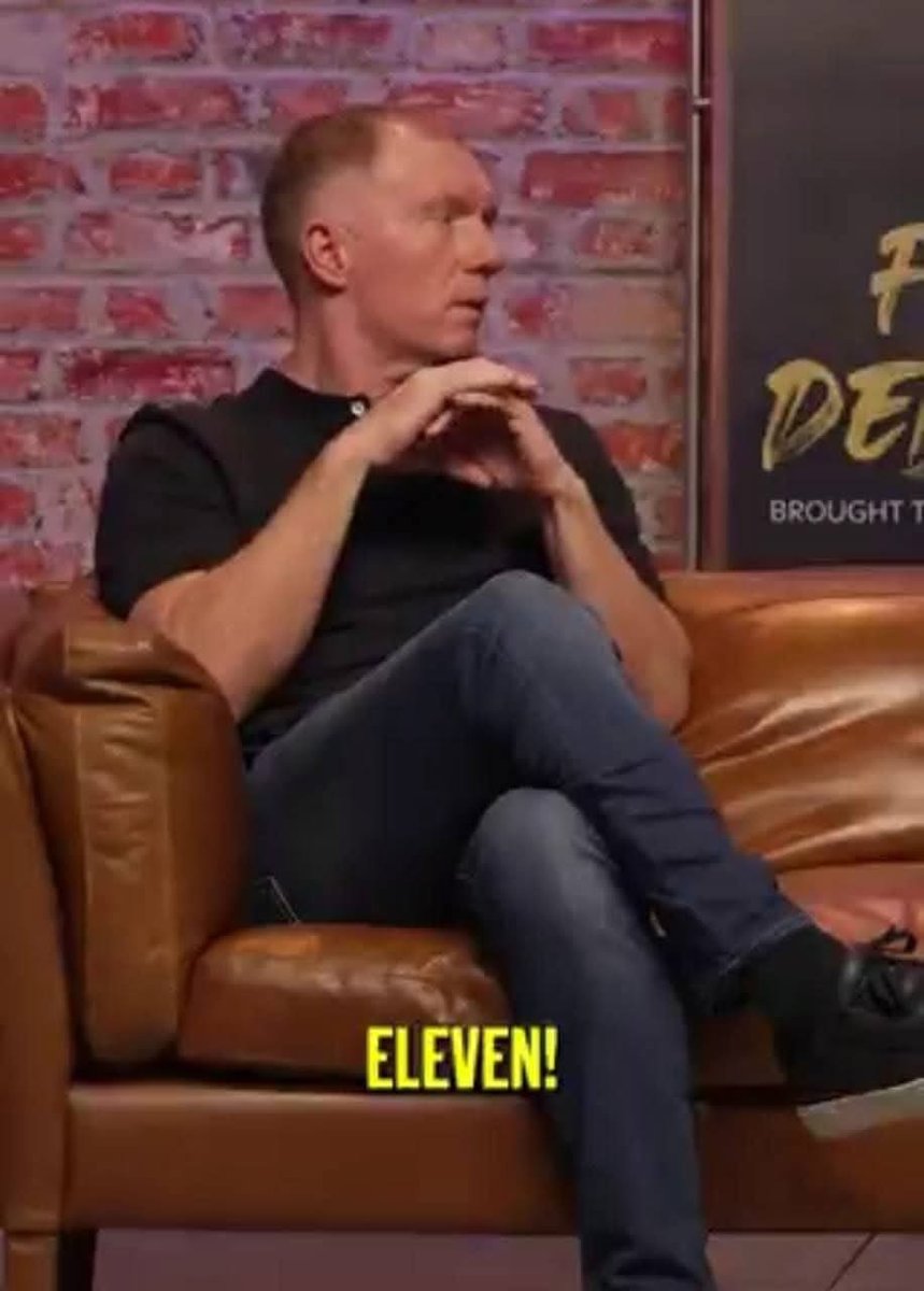 🚨Carragher:  
Henry only won two league titles, he might not be as lucky as you, winning 6 or 7 Premier League titles.

🗣️ Scholes: Six or seven????

🗣️ Carragher: How many Premier Leagues did you win?

🗣️ Scholes: 11 Premier Leagues. 🤯🔥