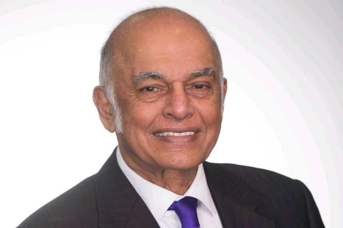 The passing of Mr Ashwin Trikamjee, President of the South African Hindu Maha Sabha and Chairperson of the National Religious Leaders Forum, deeply saddens me.

I offer my condolences to the family, friends and associates of this outstanding icon of service to our nation who has