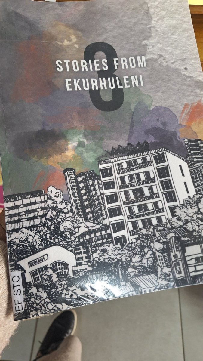 kunenephindz's tweet photo. I stopped by my local library earlier. Libraries are part of our civic infrastructure, the "public things" that allow a range of people to meet, dialogue, share space. Sadly, these vital democratic spaces are threatened by budget cuts.
#SALibraryWeek https://t.co/aUvjNtaSLe