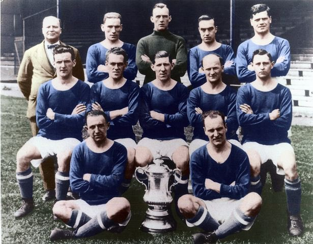 CityBluebirds_'s tweet photo. On this day in 1927, Cardiff defeated Arsenal in The FA Cup final at Wembley to become the FIRST and ONLY Welsh team to win The FA Cup 🏆 https://t.co/ftZbOxjEMe