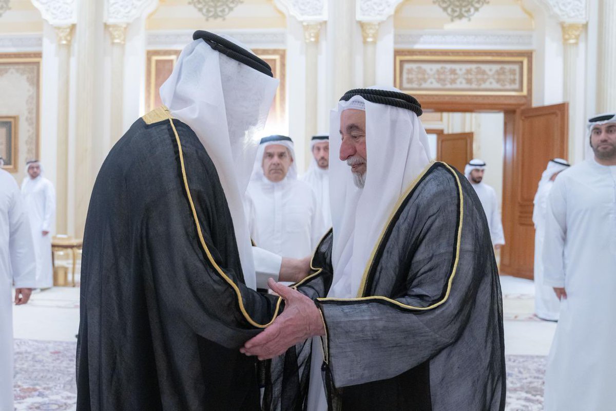 BahrainEmbUAE's tweet image. صاحب السمو الشيخ الدكتور سلطان بن محمد القاسمي، عضو المجلس الأعلى بدولة الإمارات العربية المتحدة حاكم إمارة الشارقة، حفظه الله ورعاه، يستقبل سعادة السفير الشيخ خالد بن عبدالله آل خليفة، سفير مملكة البحرين لدى دولة الإمارات العربية المتحدة، في قصر البديع العامر بإمارة الشارقة.