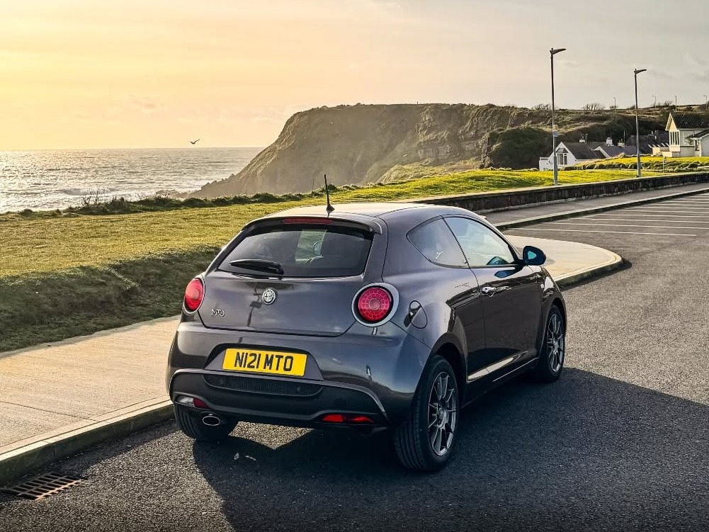 Alfa Romeo UK tweet media