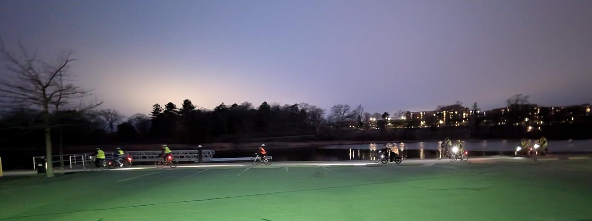 BikeWaltham's tweet image. Thanks to all the old friends and new faces that came out for our first night ride of the year 🚲 🚲 🌝

🗓️ Our next ride is Saturday the 29th, 1pm at City Hall. See you there!