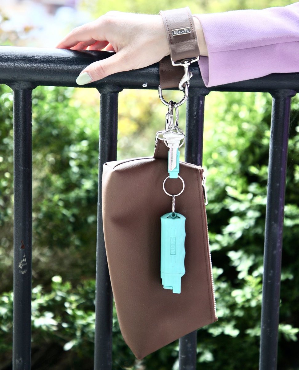 MyKeyper's tweet image. Go hands-free for the first day of spring. 🌸 🔑 🙌 🌷#keypittogether⁠