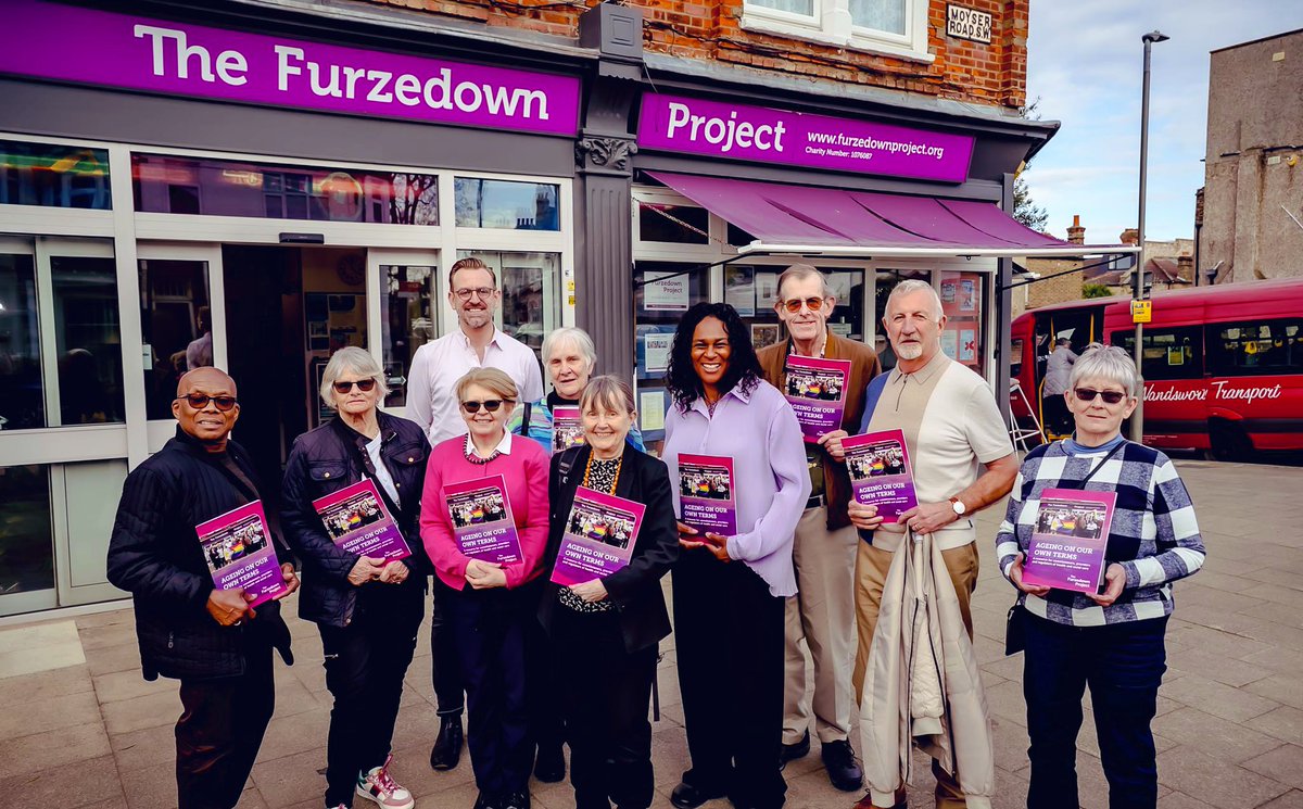 FurzedwnProject's tweet image. Yesterday we launched ‘Ageing on Our Own Terms’ booklet, created by members of our 50+ LGBT+ group, about meeting the needs and aspirations of LGBT+ people as we age.

We were delighted so many representatives from local health &amp;amp; care organisations came to support our project