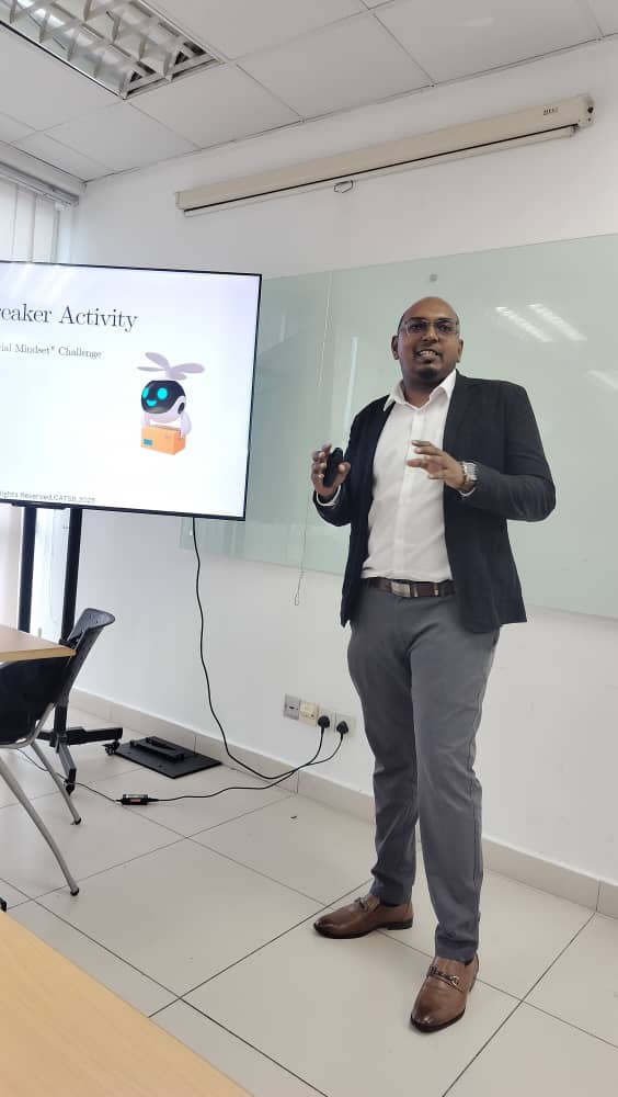 msumalaysiaFISE's tweet photo. We were honored to have Ts. Prabhu Annathurai (BTEE 2016), Director of Control Automation Technology Sdn Bhd, share his expertise on nurturing a creative mindset, spotting opportunities, and building entrepreneurial traits
#MSUmalaysia
#MSUFISE
#FISEAlumni
#entrepreneurship https://t.co/Q4Qi40HWrq