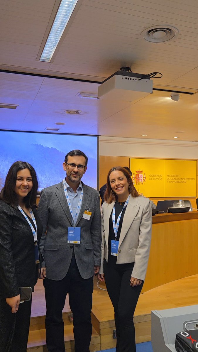 MiriamRolG's tweet photo. Hoy estamos en el Ministerio de Ciencia, Innovación y Universidades como representantes de ECRIN y SCReN, participando en la jornada sobre colaboración entre infraestructuras europeas de investigación en salud, alimentación y medioambiente. ¡Construyendo alianzas! #RIs https://t.co/SgQbyyz2j6