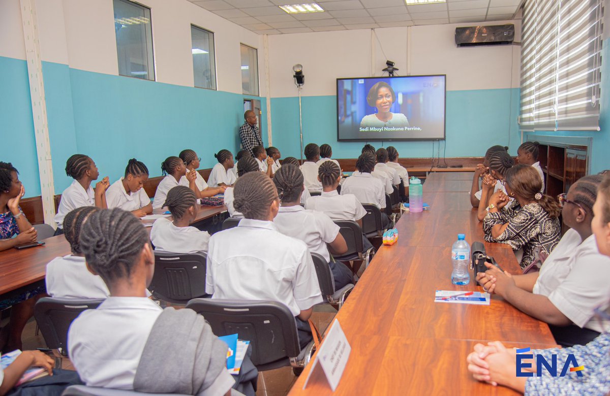 EnaRDC_Officiel's tweet image. Journée portes ouvertes de l’@EnaRDC_Officiel, première édition au profit des élèves en terminale du Lycée Liziba, pour contribuer à semer tôt la graine du service public.

Merci à l’Ambassade de @BelgiqueRDCongo qui a accompagné l’activité et à SEM @LihauEbua qui l’a clôturée,…