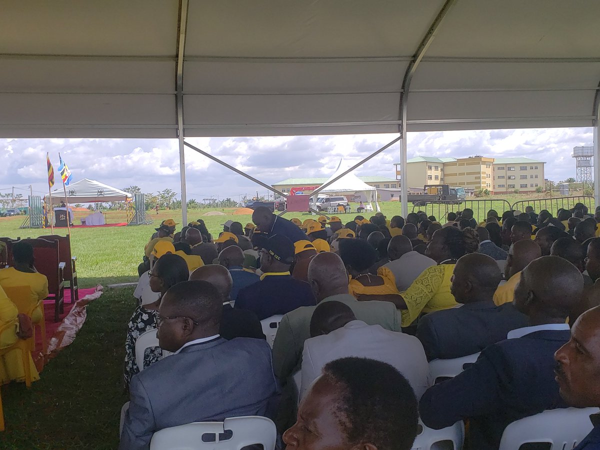 Uganda Petroleum Institute, Kigumba (UPIK) (@upikuganda) on Twitter photo Gearing up to receive H.E the President <a href="/KagutaMuseveni/">Yoweri K Museveni</a>. UPIK is privileged to host the dialogue between H.E. and the leaders of Bunyoro under the theme: "Securing your Future Through Wealth Creation and Shared Prosperity" Gearing up to receive H.E the President <a href="/KagutaMuseveni/">Yoweri K Museveni</a>. UPIK is privileged to host the dialogue between H.E. and the leaders of Bunyoro under the theme: "Securing your Future Through Wealth Creation and Shared Prosperity"