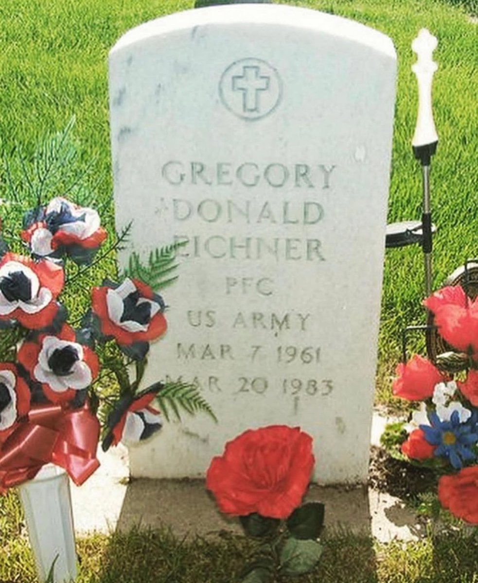 op_hawkeye's tweet photo. 3.20.1983 ~ PFC Gregory Eichner ๐บ๐ธ
#OpHawkeyeRemembers #GregoryEichner #TaskForce160 #159AviationBattalion #EichnerHall #NSDQ #USASOAC #supportourSOFcommunity #Operation_Hawkeye
๐ https://t.co/vl1SuEOdFQ
๐ฐ https://t.co/3e1LeJyarD https://t.co/Jb3UaySciB