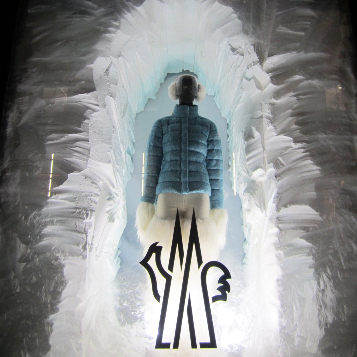 Hirsch & Mann tweet media