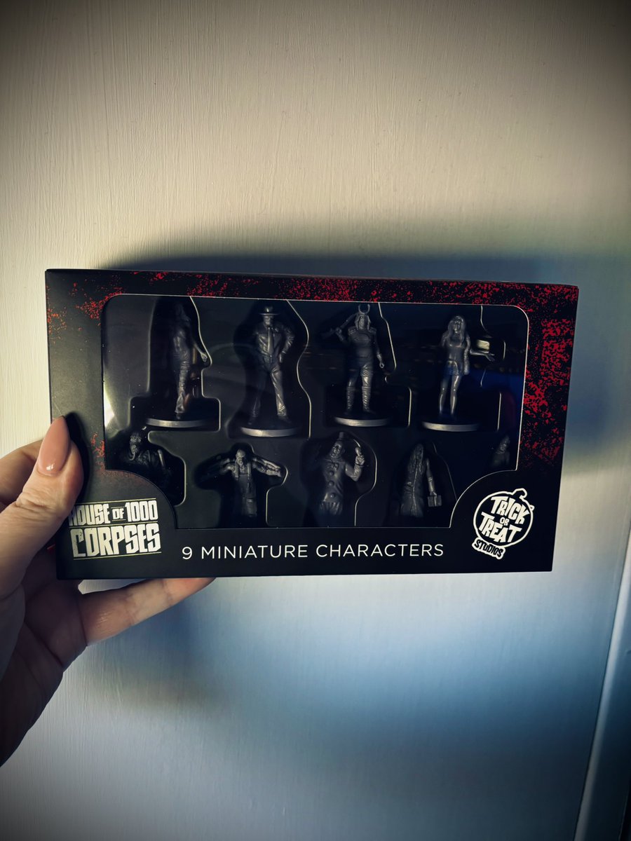 Rachael ♡ - My Bloody Bookstagram (@mybloodybooksta) on Twitter photo Anyone else love a board game?
House of 1000 Corpses is one of my most favourite movies of all time, as soon as <a href="/TrickorTreat831/">TrickorTreat Studios</a> put up the kickstarter for this I was sold.
Look how stunning it is 😍😍😍 Anyone else love a board game?
House of 1000 Corpses is one of my most favourite movies of all time, as soon as <a href="/TrickorTreat831/">TrickorTreat Studios</a> put up the kickstarter for this I was sold.
Look how stunning it is 😍😍😍
