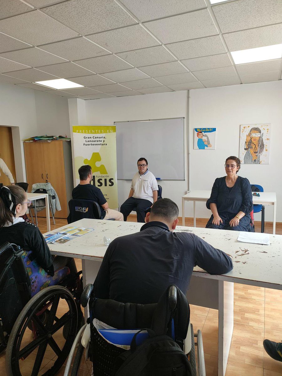ISAL ADSIS FUERTE EMPLEA subvencionado por el <a href="/gobierno/">gobierno</a> <a href="/SCEmpleo/">SCE Gobcan</a> y <a href="/empleogob/">Ministerio Trabajo y Economía Social</a> continúa ofreciendo en Fuerteventura acciones orientadas al empleo. Hace unos días se realizaron  sesiones para la adquisición de las competencias de empleabilidad con la entidad  Adivia Fuerteventura